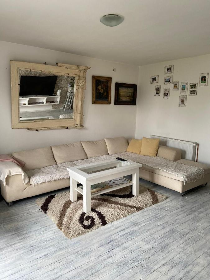 Mala Oaza Čačak Exterior foto